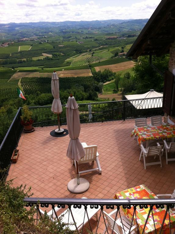La Vigna Del Parroco Apartment Verduno Ruang foto