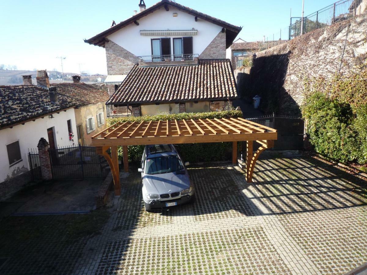 La Vigna Del Parroco Apartment Verduno Bagian luar foto